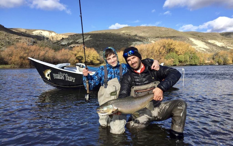 fly fishing family kids trout patagonia bariloche limay-trout-guides-adventure-brown-rainbow-hatch-lakes-rivers-fontinalis